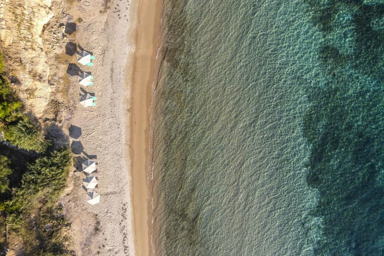 Luna Villa Private Beach Néa Iráklia Eksteriør bilde